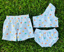 Load image into Gallery viewer, Tropical boy swim trunks
